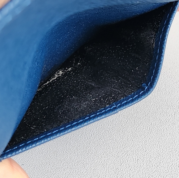 LOUIS VUITTON Blue Epi Card Holder Pocket Organizer - Picture 7 of 10